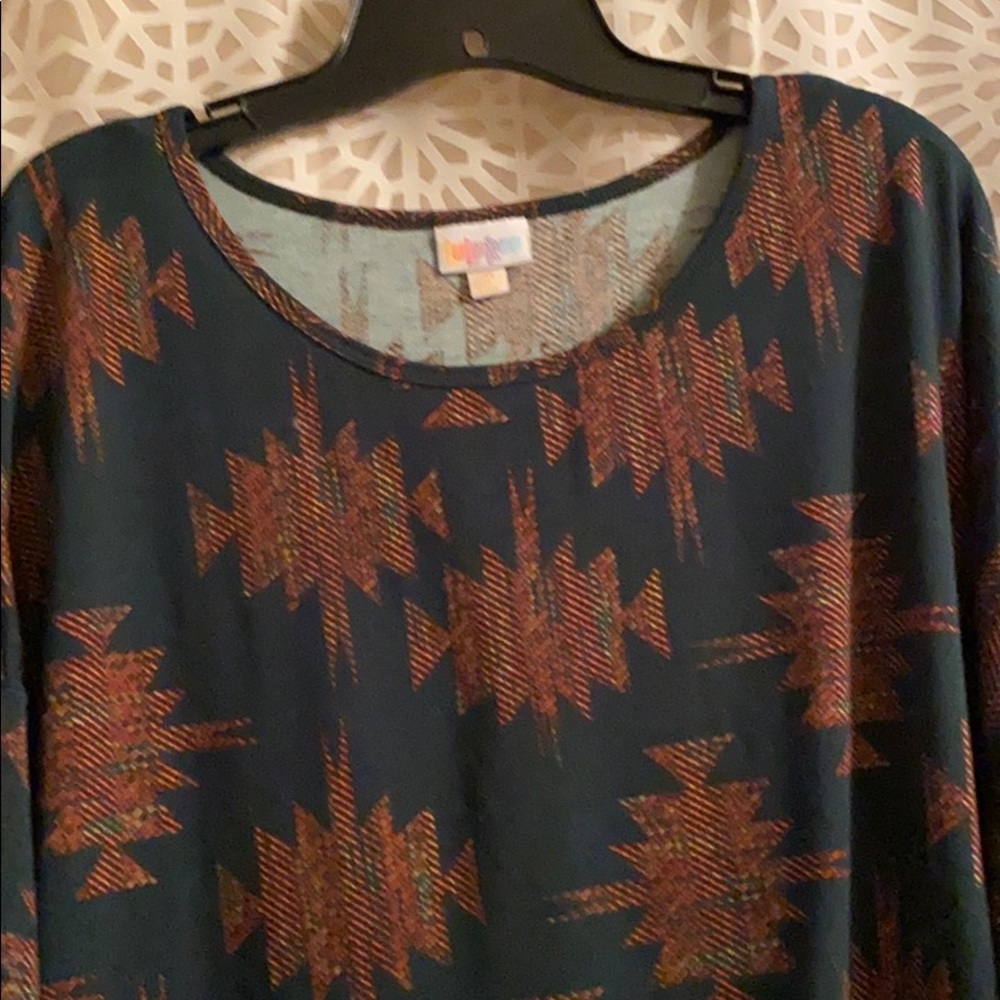LuLaRoe-Irma- Green with Aztec pattern Long Top